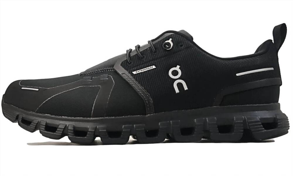 NEW ON men's cloud waterproof running shoe in all black